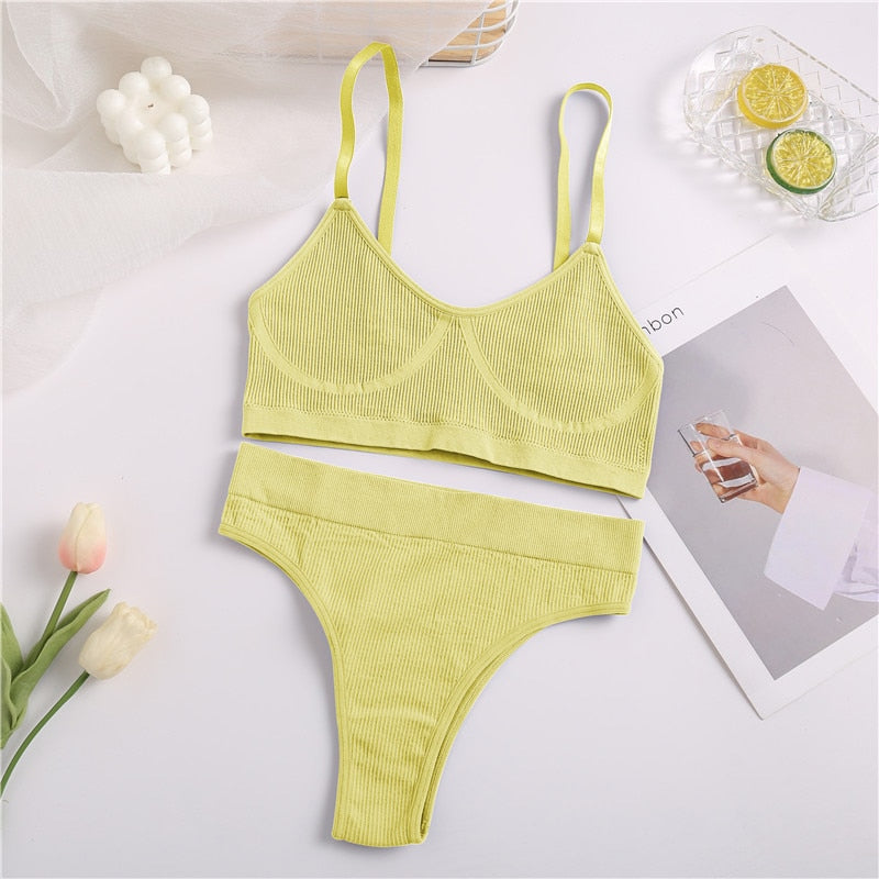 FINETOO Seamless Tanks Tops Panties Set Female Underwear Wireless Bra Crop Top Women Low-rise Underpants Soft Bralette Lingerie