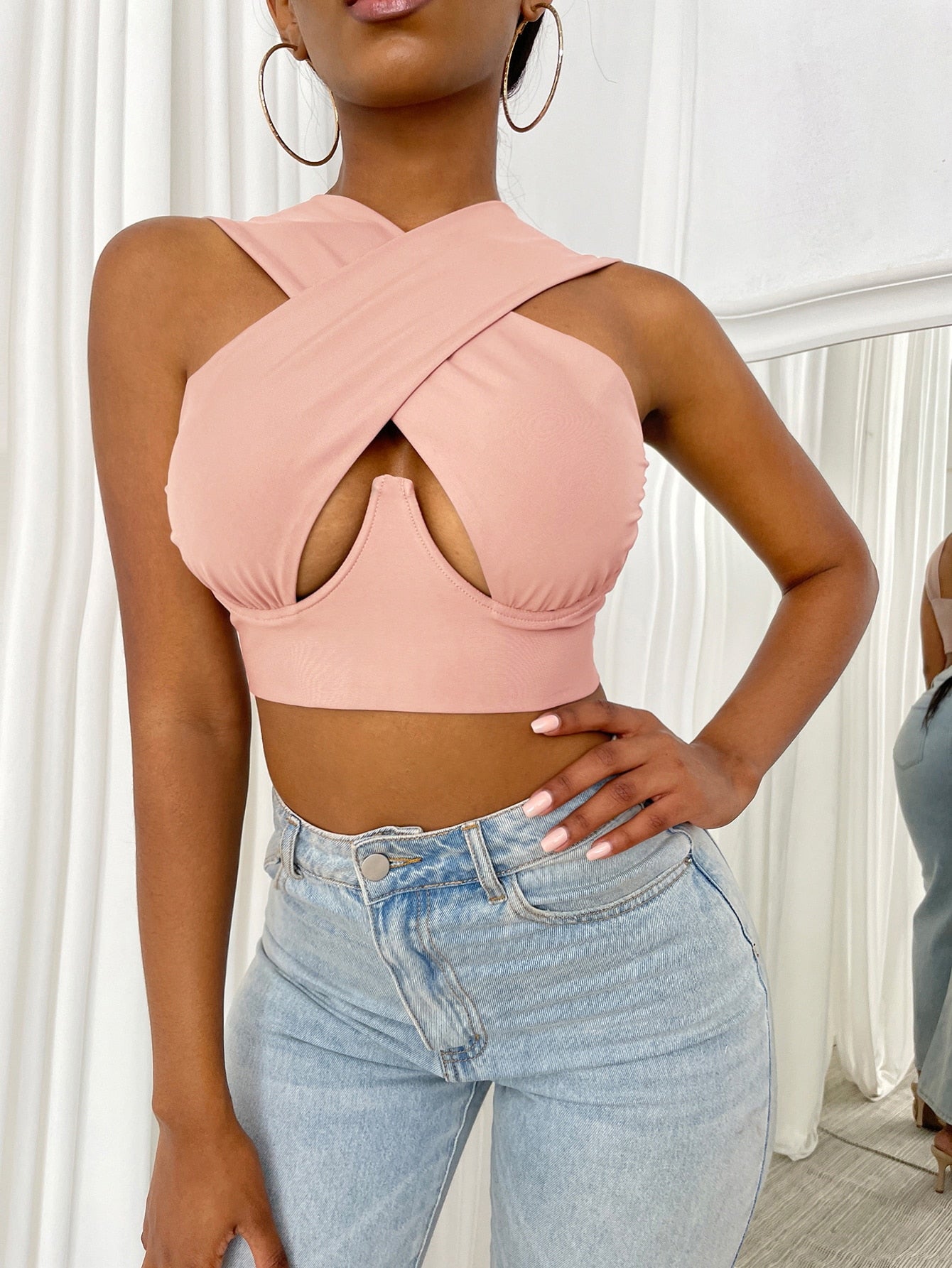 Women's Criss Cross Tank Tops Sexy Sleeveless Solid Color Cutout Front Crop Tops Party Club Streetwear Summer Lady Bustier Tops