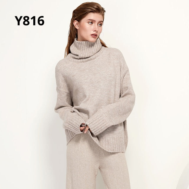 Gestrickter Rollkragen Pullover aus Wolle